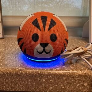 Amazon Echo Dot 4th generation kids smart speaker - tiger - learning music